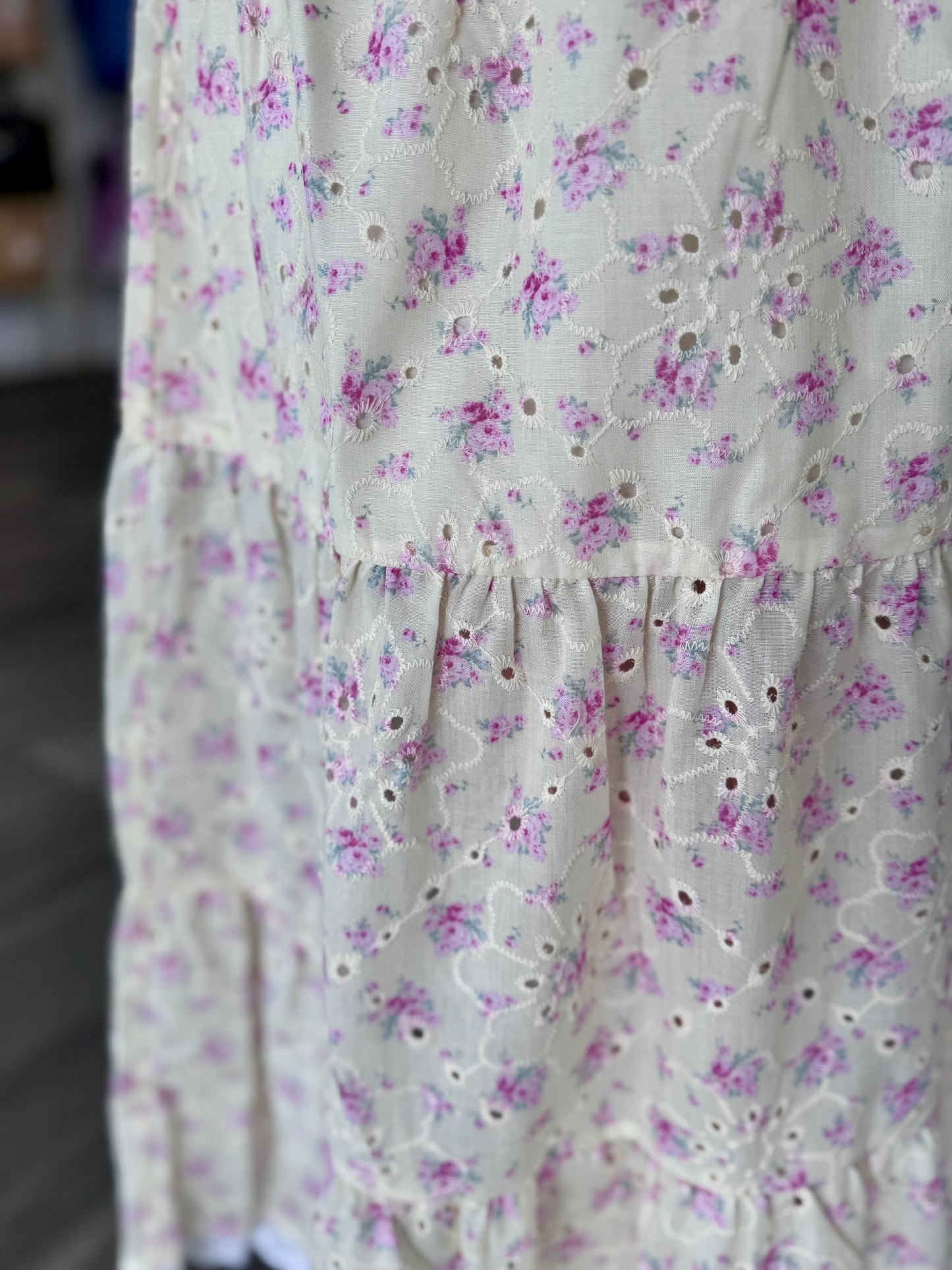 Yellow Eyelet Ditsy Flower Set