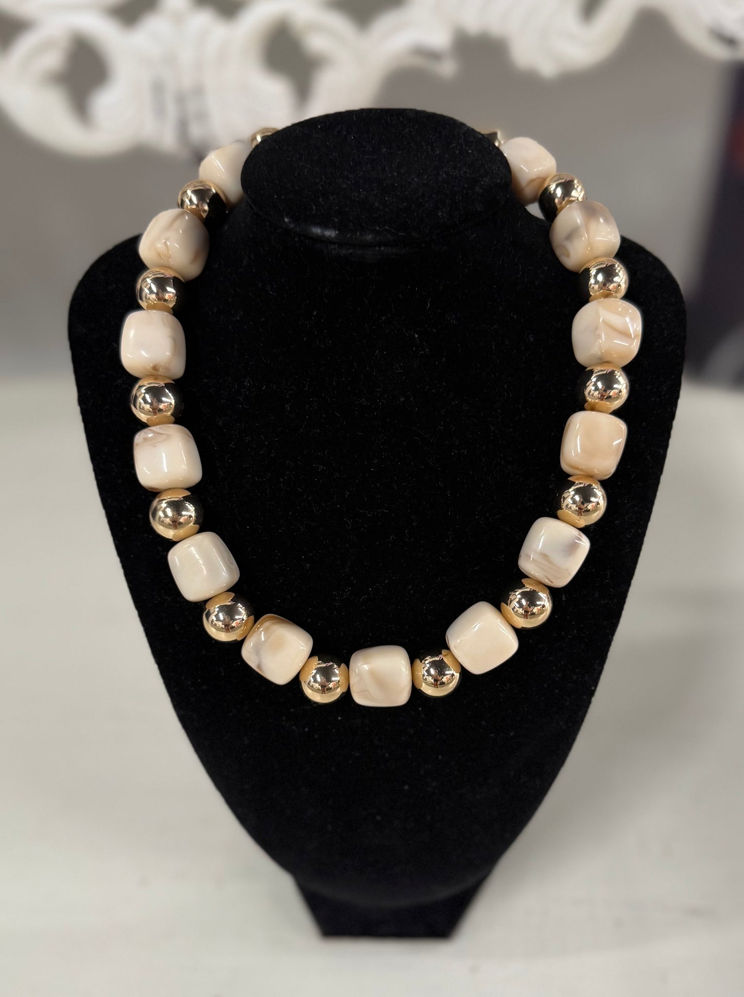Marble Resin Chunky Necklace