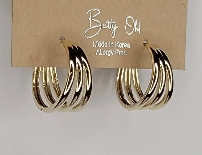 Sammie Huggie Earrings