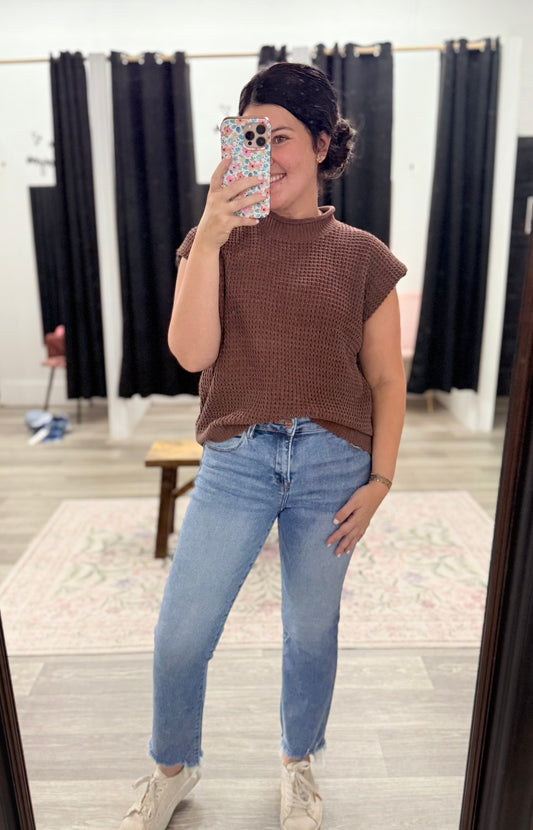 Chelsie High Rise Crop Straight Slim Jeans