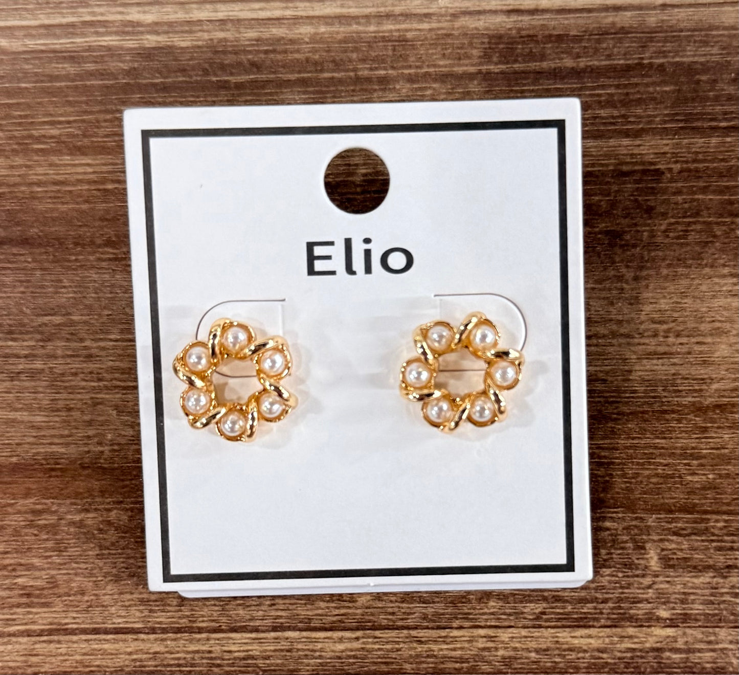 Evie Pearl Earrings