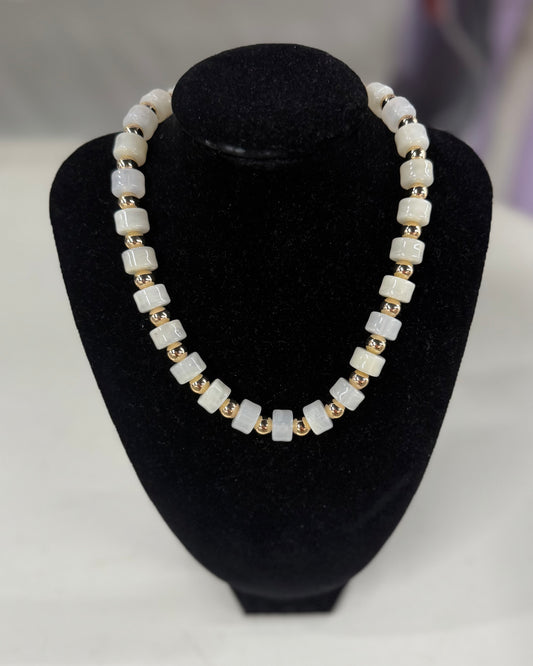 Dallas White Chunky Necklace