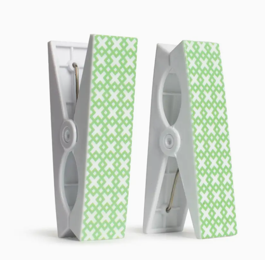 Savannah Beach Towel Clips Green/White Set of 2
