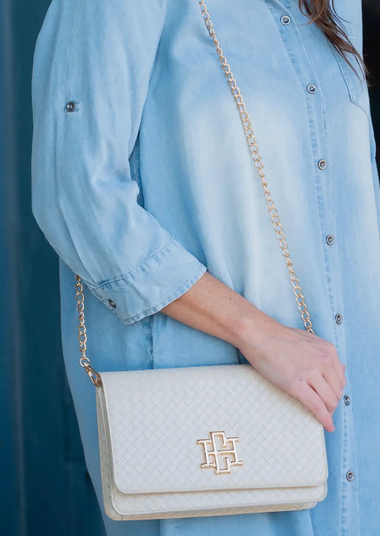 Bryn Clutch/Crossbody Woven Almond
