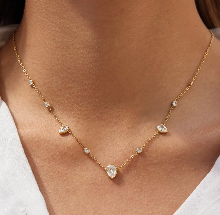 Nikki Gold Diamond Necklace